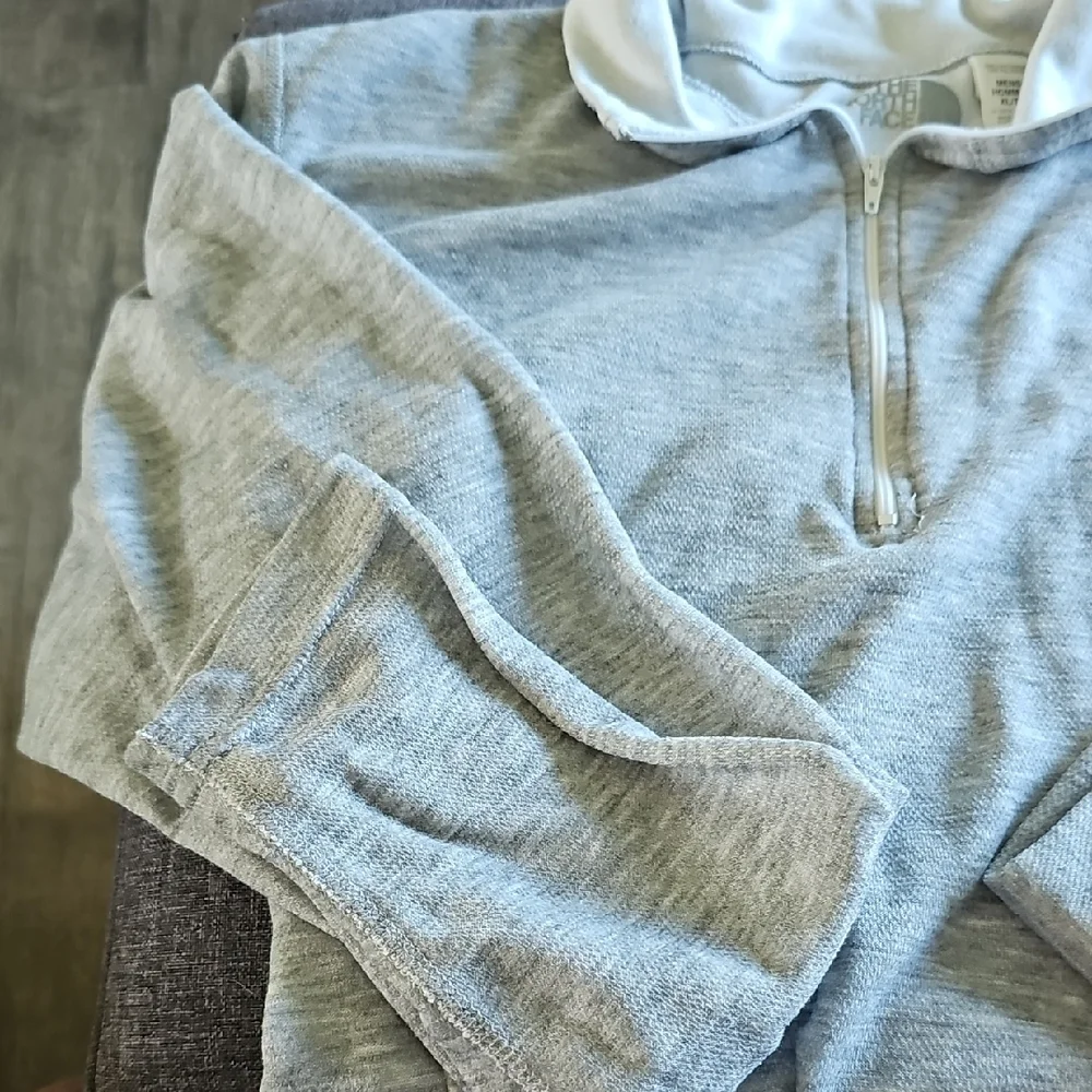 The North Face Shirt Men's Xlarge Sweatshirt Heather Gray Zip-Up Long Sleeve